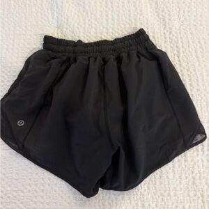 lululemon athletica Women's Athletic Black Shorts size 2 hottie hot